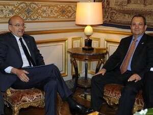 ברק נפגש עם שר החוץ של צרפת אלנז'ופה ברק נפגש עם שר החוץ של צרפת אלנז'ופה