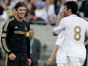 דייויד בקהאם מול קאקה, הליה בלוס אנג'לס דייויד בקהאם מול קאקה, הליה בלוס אנג'לס