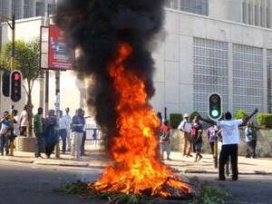 העימותים ברחובות מלאווי, היום. העימותים ברחובות מלאווי, היום.