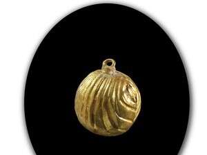 הפעמון שנמצא בחפירות. הפעמון שנמצא בחפירות.