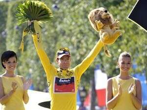 קאדל אבאנס על הפודיום, היום קאדל אבאנס על הפודיום, היום