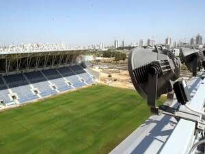אצטדיון המושבה בפ''ת. אתמול היה רגוע במושבה אצטדיון המושבה בפ''ת. אתמול היה רגוע במושבה