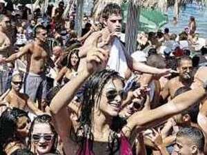 חוגגים באילת חוגגים באילת