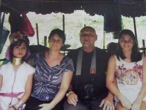 רודובסקי, בעלה ובתה זמן קצר לפני האסון רודובסקי, בעלה ובתה זמן קצר לפני האסון