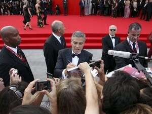 למה לו פוליטיקה. ג'ורג' קלוני אמש בונציה למה לו פוליטיקה. ג'ורג' קלוני אמש בונציה