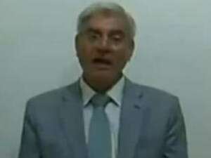 בקור בהודעת ההתפטרות. בקור בהודעת ההתפטרות.