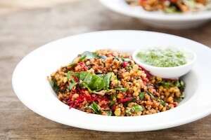 סלט בריאות חם סלט בריאות חם