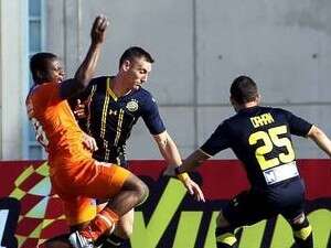 פאביצ'ביץ' ודהאן מול דוסו פאביצ'ביץ' ודהאן מול דוסו