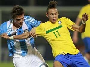 ניימאר נאבק עם איבן פילוד ניימאר נאבק עם איבן פילוד