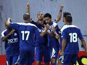 שחקני הפועל רמה''ש חוגגים נגד מכבי ת שחקני הפועל רמה''ש חוגגים נגד מכבי ת