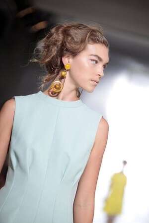 עגילים של מארני עגילים של מארני