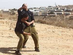 גם לוחמי השריון ילמדו קרב מגע גם לוחמי השריון ילמדו קרב מגע