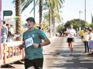 אהרון קרוב בסיום המרוץ בסוף השבוע האחרון אהרון קרוב בסיום המרוץ בסוף השבוע האחרון