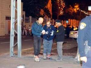 בסיומה של תהלוכת חג המולד אירעה התקרית. בסיומה של תהלוכת חג המולד אירעה התקרית.