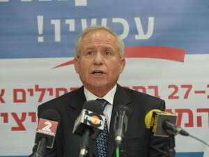 אבי דיכטר מכריז היום על התמודדותו לראשות קדימה אבי דיכטר מכריז היום על התמודדותו לראשות קדימה