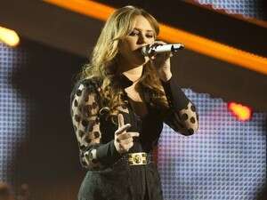 קטלין רייטר בגמר The Voice קטלין רייטר בגמר The Voice