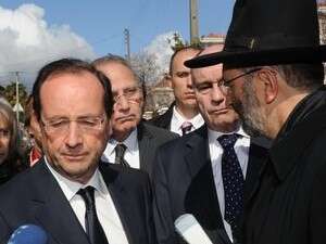 פרנסואה הולנד בביקור בבית הספר היהודי בטולוז אחרי הטבח פרנסואה הולנד בביקור בבית הספר היהודי בטולוז אחרי הטבח