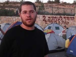 דידי דיקשטיין במאהל המחאה נגד הפינוי, אתמול דידי דיקשטיין במאהל המחאה נגד הפינוי, אתמול
