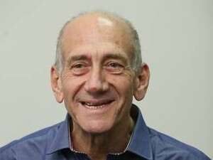 הרשעה ראשונה לראש ממשלה בישראל. אולמרט לאחר מתן פסק הדין, הבוקר הרשעה ראשונה לראש ממשלה בישראל. אולמרט לאחר מתן פסק הדין, הבוקר
