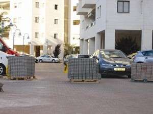 חניות חסומות ברחוב העצמאות חניות חסומות ברחוב העצמאות