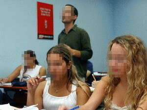 נדרשה לשלם 6,000 שקלים נדרשה לשלם 6,000 שקלים