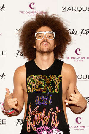 סקסי ויודע את זה. Redfoo סקסי ויודע את זה. Redfoo