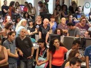 ישיבת עובדים במעריב בעקבות מצב העיתון ישיבת עובדים במעריב בעקבות מצב העיתון