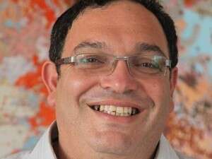 הקים את המוסד החינוכי הייחודי. הרב שי פירון הקים את המוסד החינוכי הייחודי. הרב שי פירון