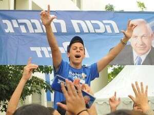 בחירות בבליך. מחלקים חולצות בחינם, צמר גפן ופופקורן בחירות בבליך. מחלקים חולצות בחינם, צמר גפן ופופקורן