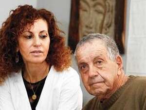לינדה פרז ואביה. לינדה פרז ואביה.