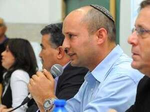 נפתלי בנט בכנס באוני' תל אביב. לא יכול היה להשיב על מתקפת נתניהו נפתלי בנט בכנס באוני' תל אביב. לא יכול היה להשיב על מתקפת נתניהו