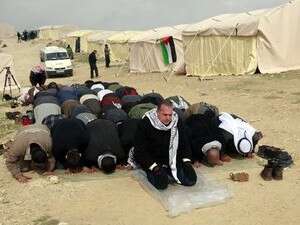 המאחז הפלסטיני באב א-שמס המאחז הפלסטיני באב א-שמס