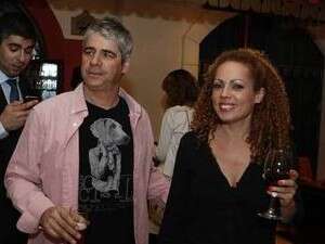 אורלי וגיא. הקימו מכולת אורלי וגיא. הקימו מכולת