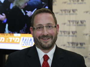 אמרתי לעצמי שאני חייב להיות בקשר עם לפיד. הרב דב ליפמן אמרתי לעצמי שאני חייב להיות בקשר עם לפיד. הרב דב ליפמן