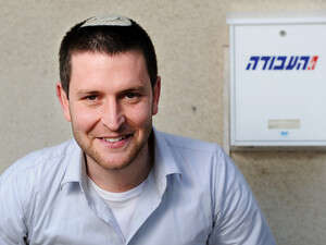 התקשורת מיהרה להספיד, אבל פינק היה מהאנשים שהאמינו שיש תקווה התקשורת מיהרה להספיד, אבל פינק היה מהאנשים שהאמינו שיש תקווה