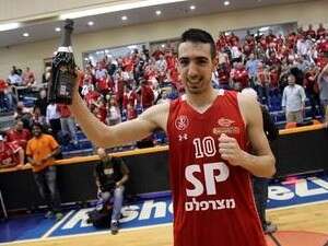 בר טימור. נפרד מהאדומים בר טימור. נפרד מהאדומים