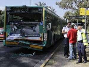 זירת התאונה בין שני אוטובוסים זירת התאונה בין שני אוטובוסים