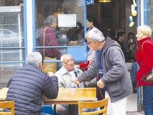 צ'רלי ביטון וחברים נפרדים מטעמון צ'רלי ביטון וחברים נפרדים מטעמון