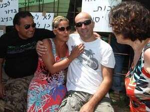 לילי ואיציק מנשה. לילי ואיציק מנשה.