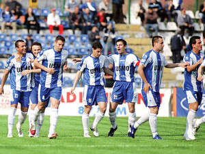 פאנדורי חוגגת. תמהיל איכותי פאנדורי חוגגת. תמהיל איכותי