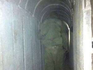 המנהרה שנחשפה ליד עין השלושה המנהרה שנחשפה ליד עין השלושה