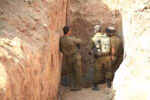 המנהרה שנחשפה בשבוע שעבר. שלוחה נוספת אותרה באזור המנהרה שנחשפה בשבוע שעבר. שלוחה נוספת אותרה באזור