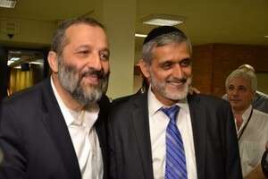 דרעי עם אלי ישי. דרעי עם אלי ישי.