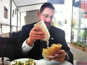 ליפמן סועד שאוורמה צמחונית ליפמן סועד שאוורמה צמחונית