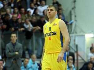 אנדראה זיזיץ', היום בכורה ביורוליג אנדראה זיזיץ', היום בכורה ביורוליג