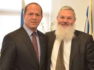 למנות גם נשים. ברקת ובן דהן, החודש למנות גם נשים. ברקת ובן דהן, החודש