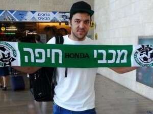 ולדימיר סטויקוביץ'. הפך לירוק ולדימיר סטויקוביץ'. הפך לירוק