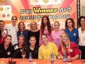 היו''ר שטרק, הח''כ לביא ונציגות הקבוצות היו''ר שטרק, הח''כ לביא ונציגות הקבוצות