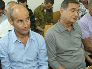 חיים רמון ומרטין ביין. שניהם לא מאמינים חיים רמון ומרטין ביין. שניהם לא מאמינים