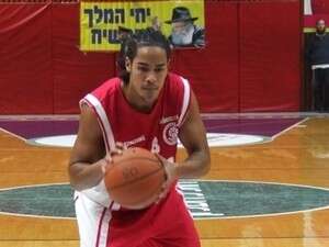 חנן קולמן במדי הפועל ירושלים חנן קולמן במדי הפועל ירושלים